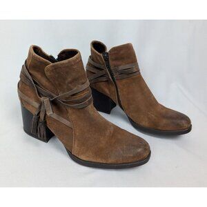 B.O.C. BORN sz. 11 M Amber ZIP Leather Strappy Tassel Ankle Boots Heeled Booties